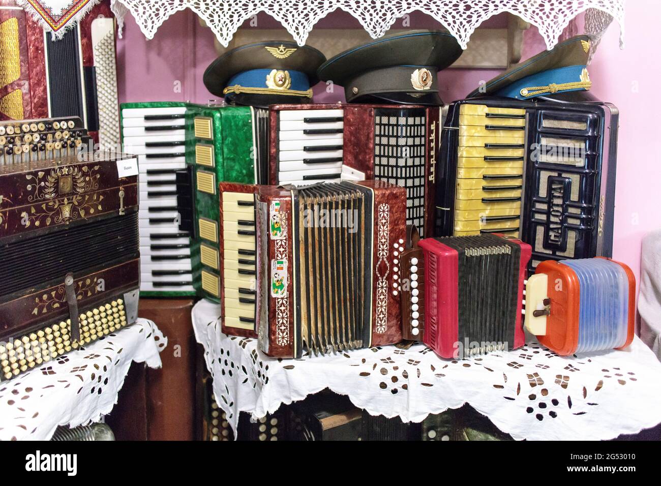 Moscow, Russia - 20 June 2021, Various types of accordions and button accordions for sale at the vintage market in Izmailovo Stock Photo