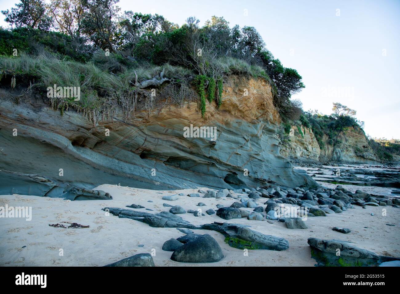 Inverloch Rocks The Caves - Inverloch Stock Photo - Alamy