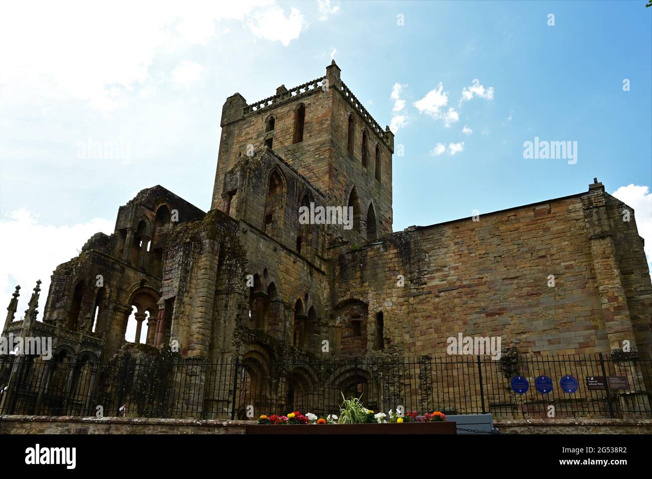 A view of the ruins of the medieval abbey complex at Jedburgh in the Scottish Borders. Stock Photo