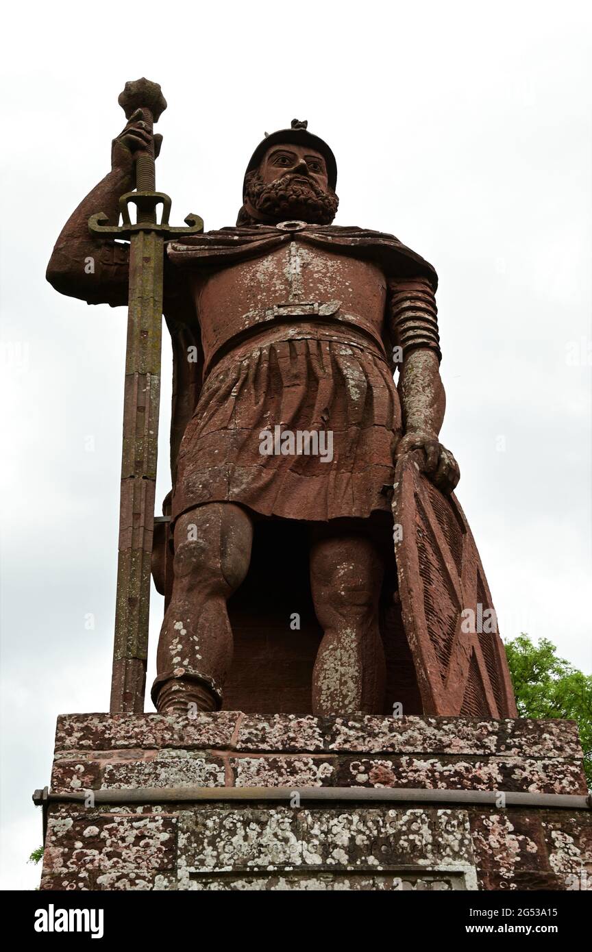 A View Of An Iconic Hilltop Statue Of The Historic Scottish Warrior