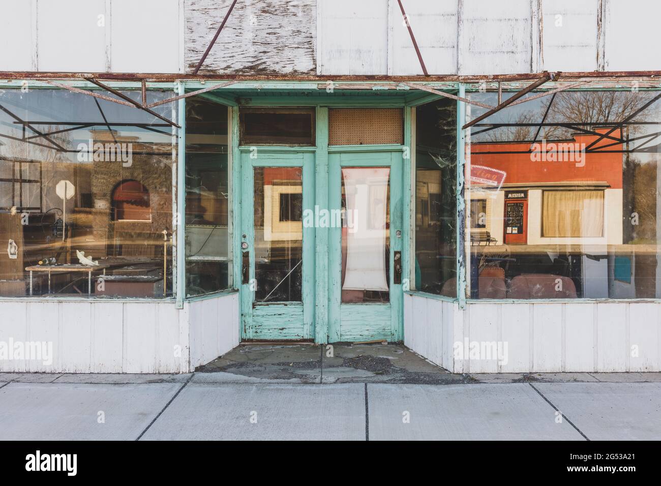 Empty Rural Downtown Abandoned buildings on Main Street in rural farming town Stock Photo ...