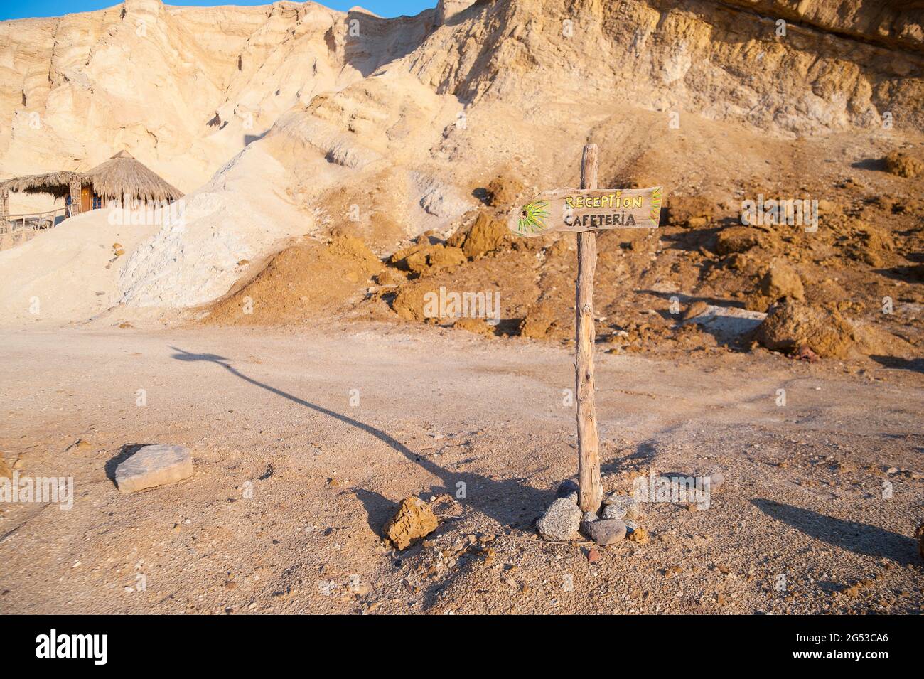 EGYPT, SINAI: RockSea is an eco seaside resort north of Nuweiba for lovers of simplicity who can nonetheless appreciate the availability of electricit Stock Photo