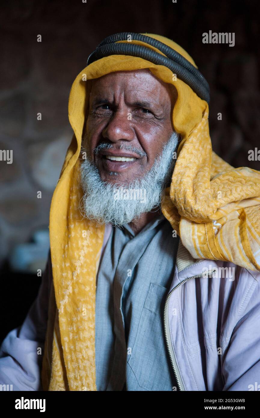 EGYPT, SINAI: Doctore Ahmed Mansour lives like a hermit in Wadi It'lah, surrounded by gardens and mountains. The town of Saint Catherine lies 1600m ab Stock Photo