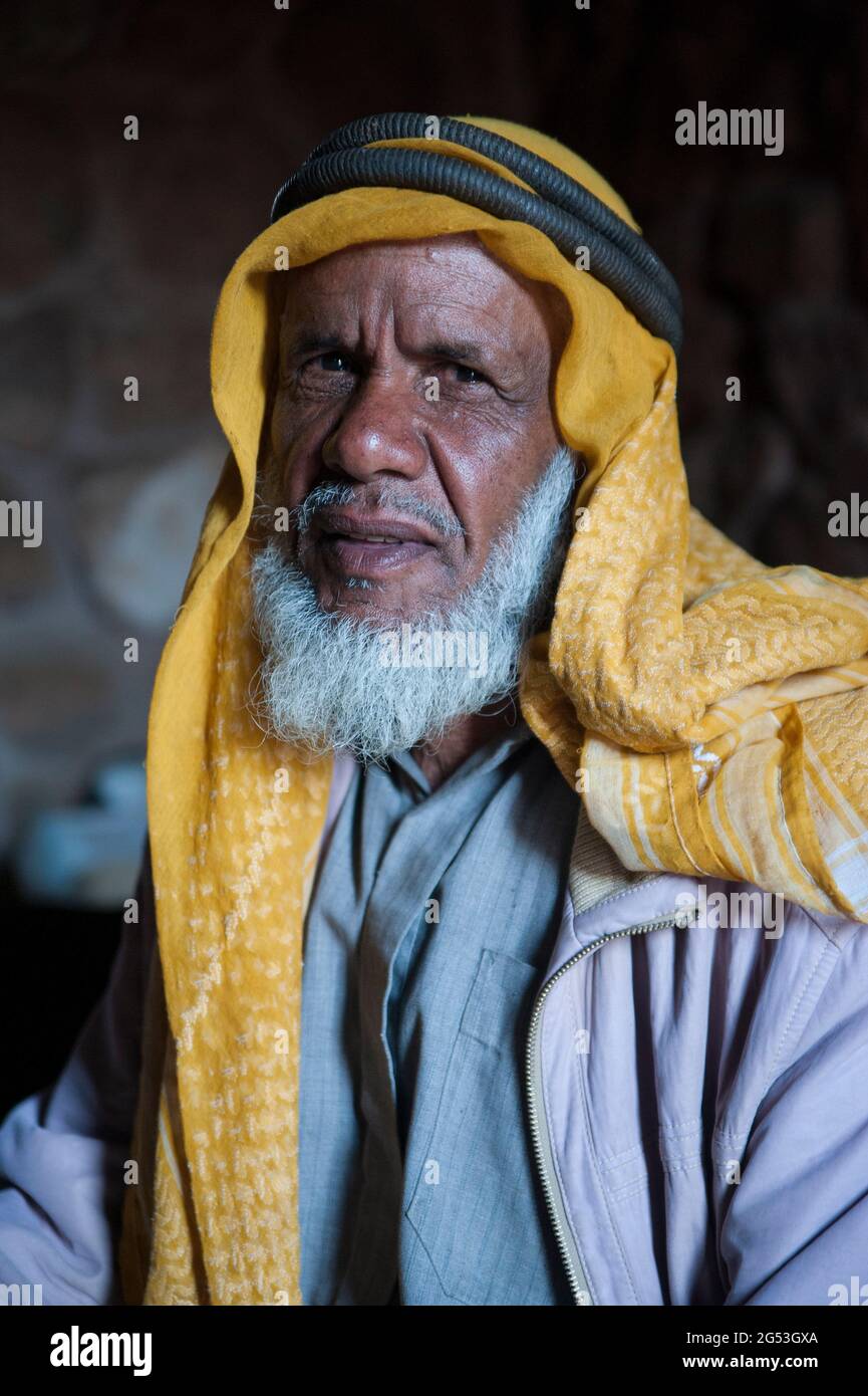 EGYPT, SINAI: Doctor Ahmed Mansour lives like a hermit in Wadi It'lah, surrounded by gardens and mountains. The town of Saint Catherine lies 1600m abo Stock Photo