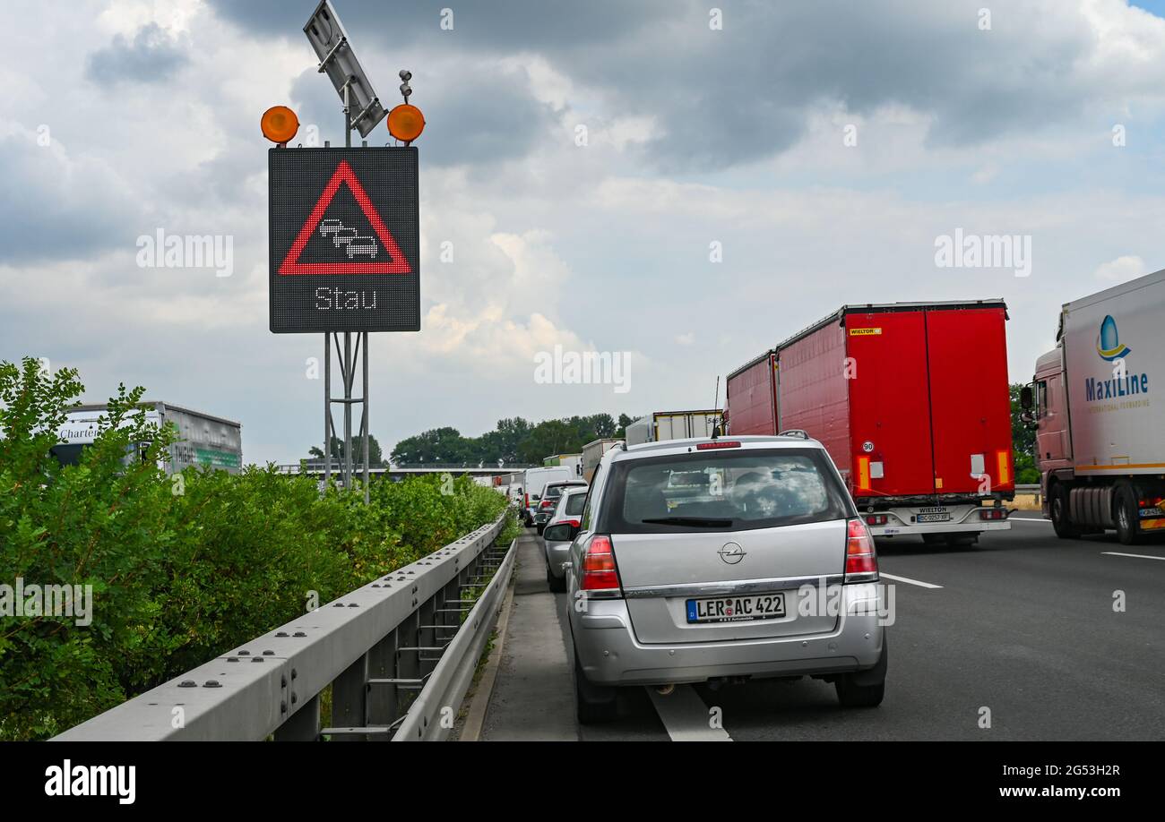 Traffic on berliner ring in hi-res stock photography and images - Alamy