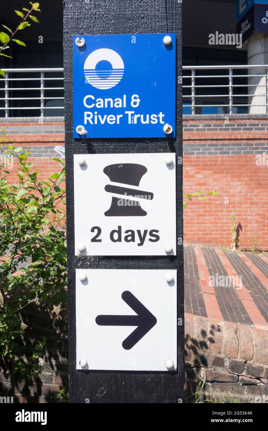 Canal and River Trust mooring sign in Birmingham UK that informs boats they can stay for two days only. Stock Photo