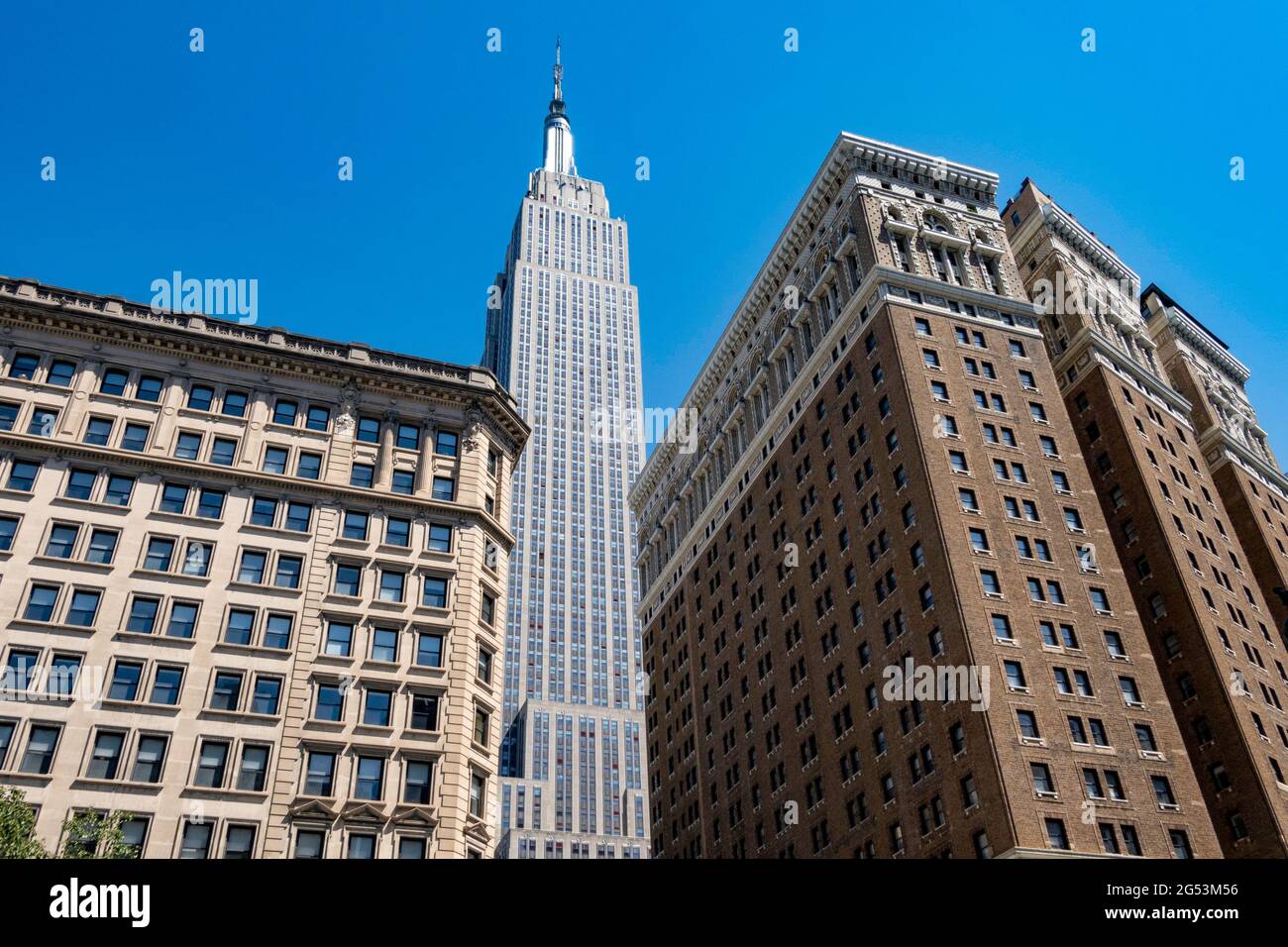 Herald Towers (formerly Hotel McAlpin) and Empire State Building, Broadway and 34th Street, NYC Stock Photo