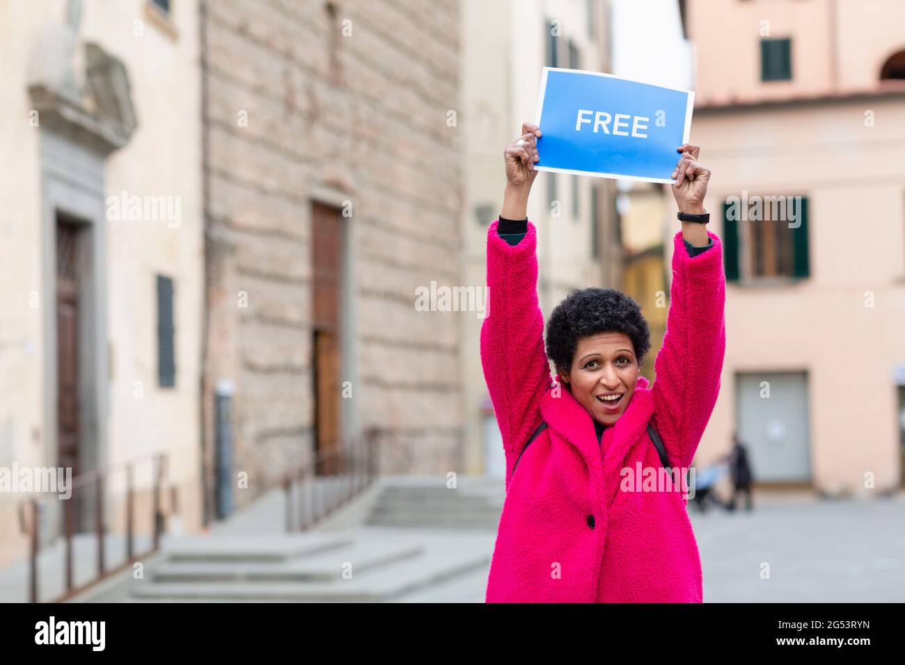 Woman holding sign life freedom hi-res stock photography and images - Alamy