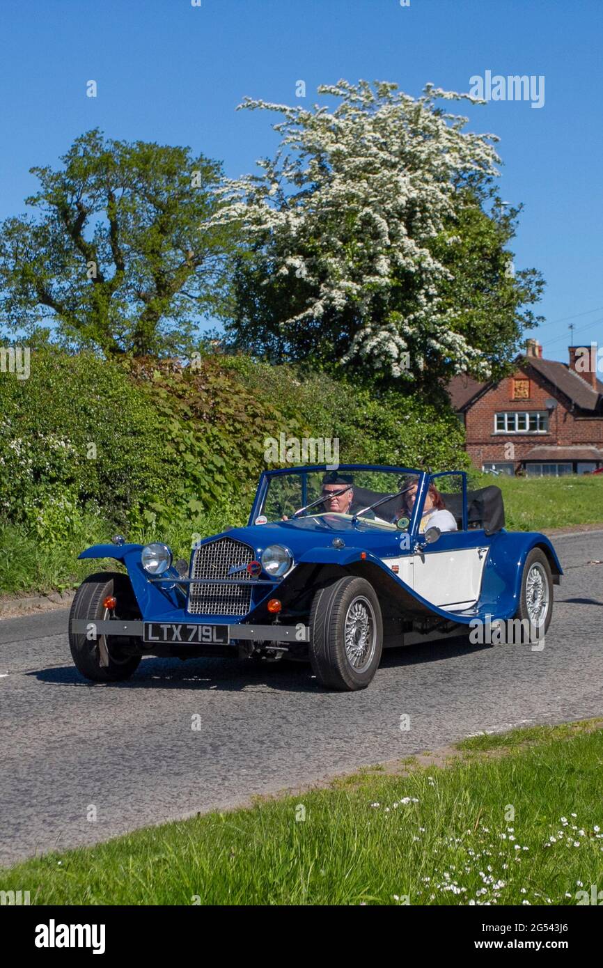 Marlin roadster kit car hi-res stock photography and images - Alamy