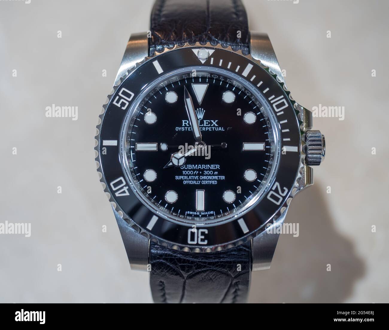 submariner black leather strap