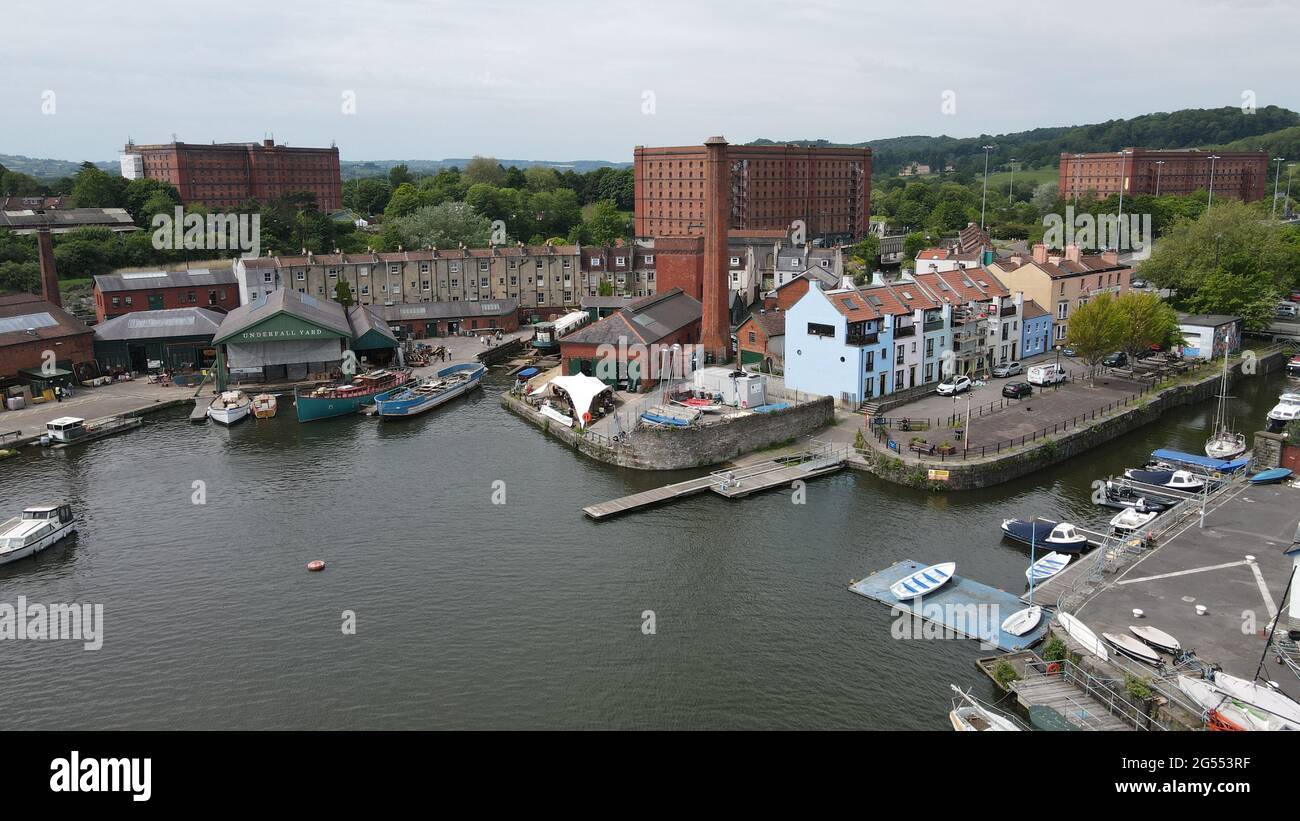 Bristol aerial bridge houses hi-res stock photography and images - Alamy
