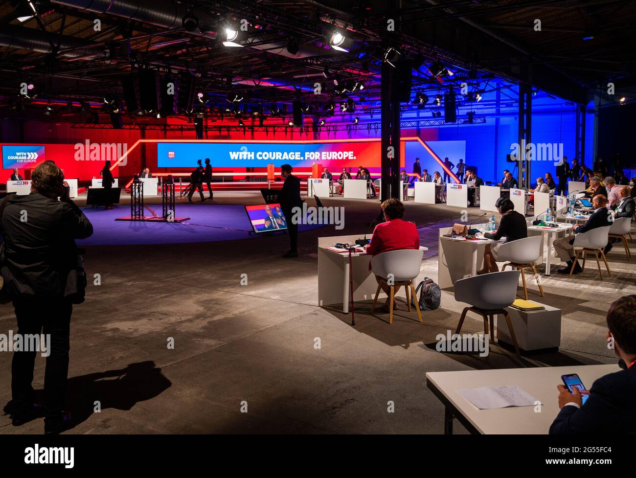 Pes Conference Pes 2021 hi-res stock photography and images - Alamy