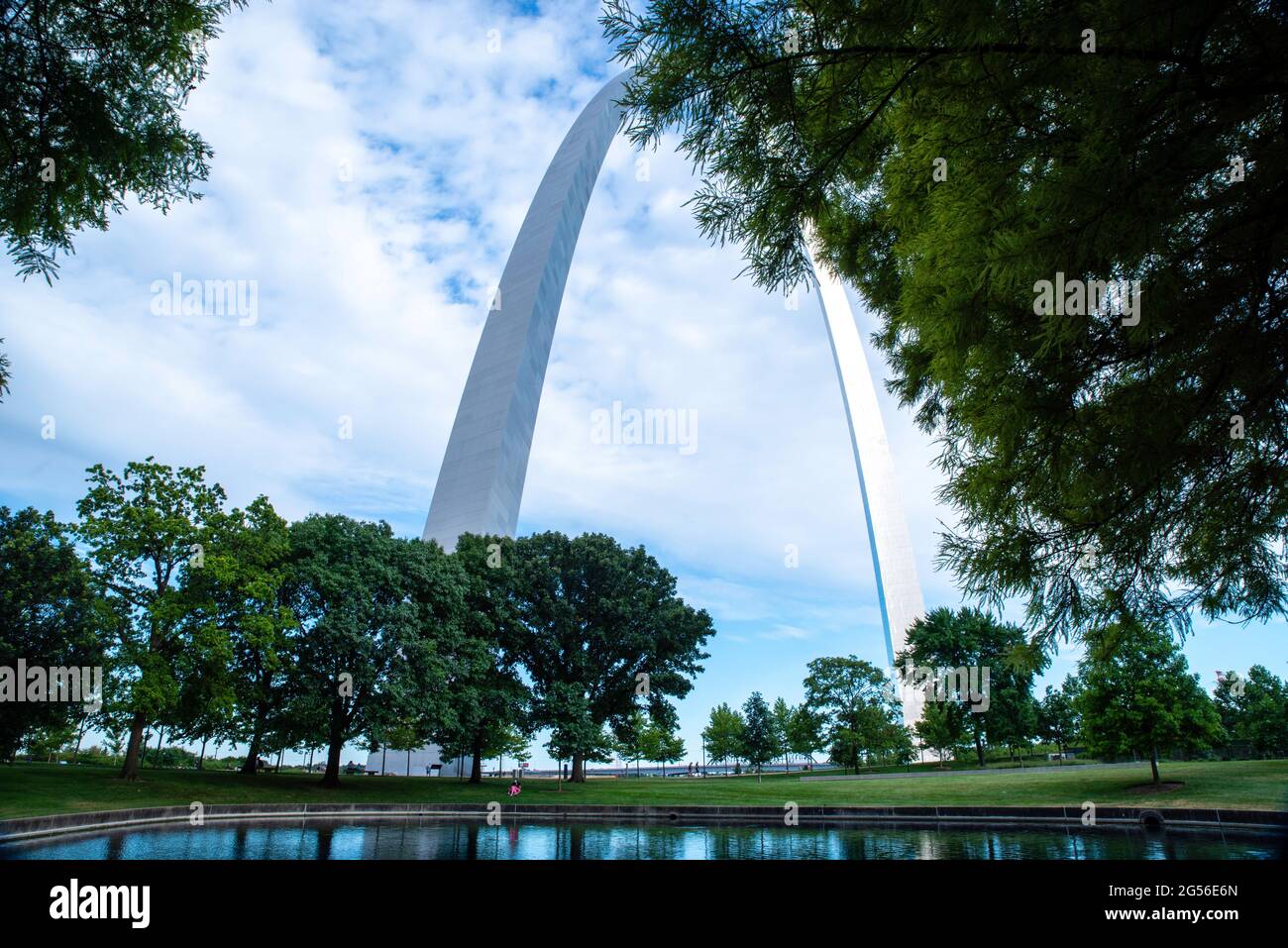 Image of the Gateway Arch, Gateway Arch National Park, St. Louis ...