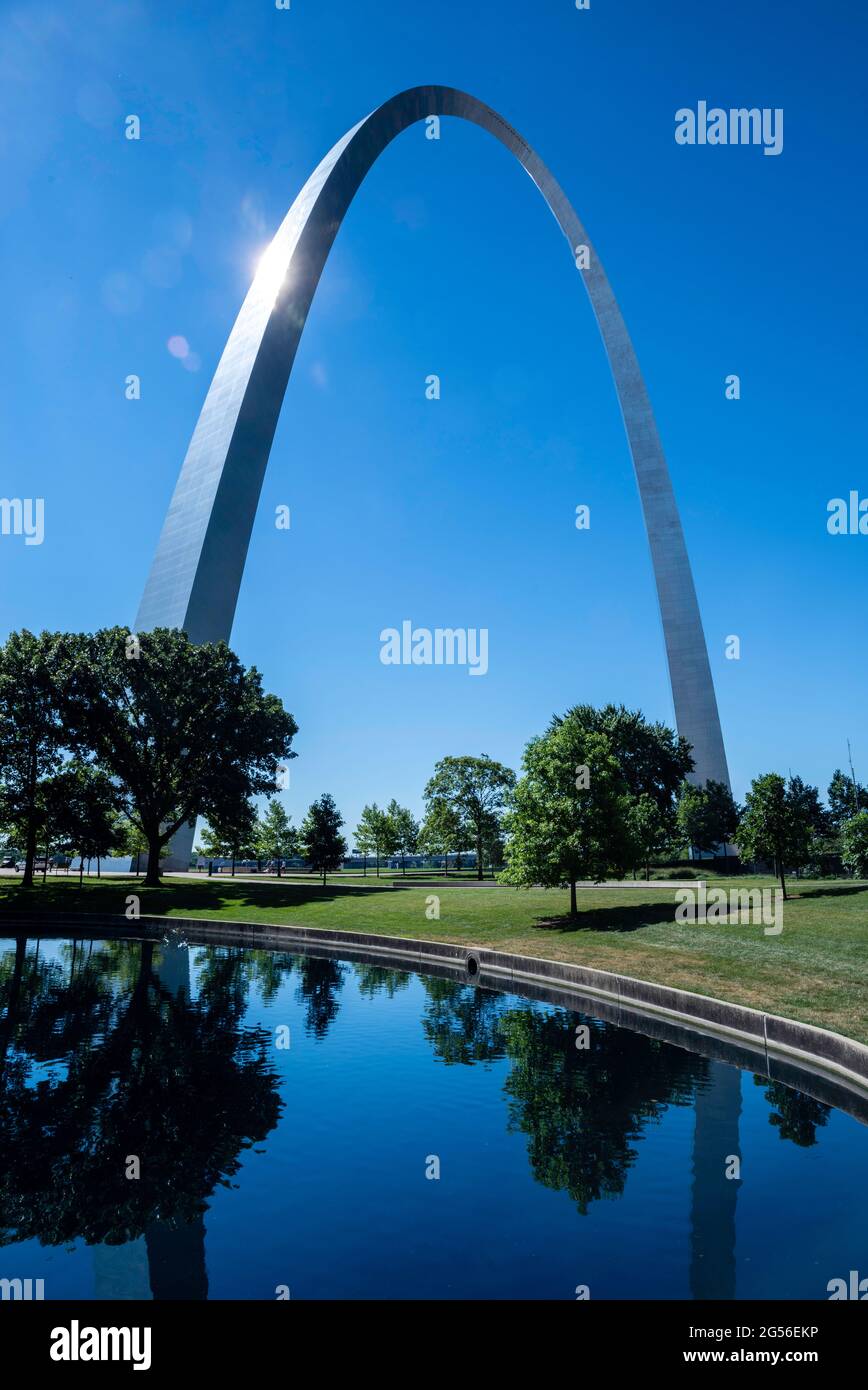 Image of the Gateway Arch, Gateway Arch National Park, St. Louis ...