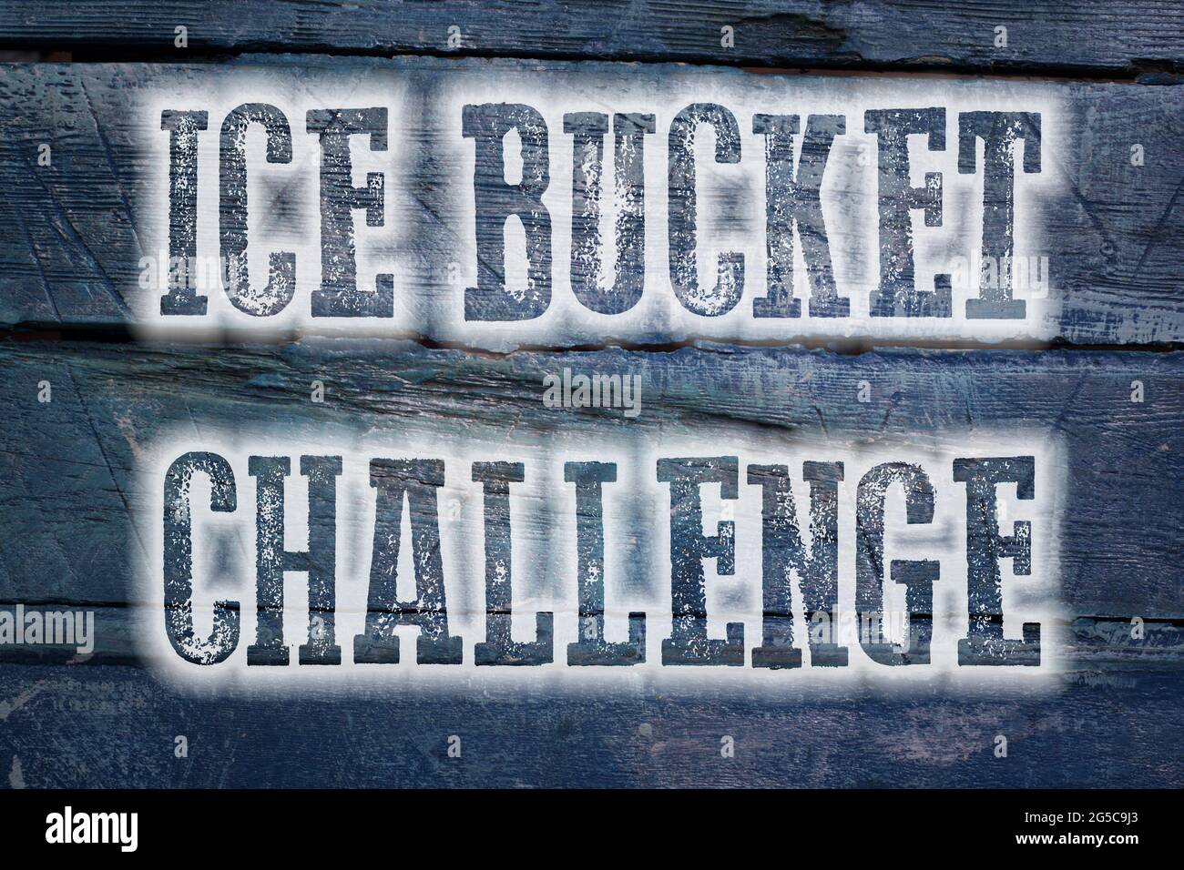 Ice Bucket Challenge Concept text on background Stock Photo - Alamy