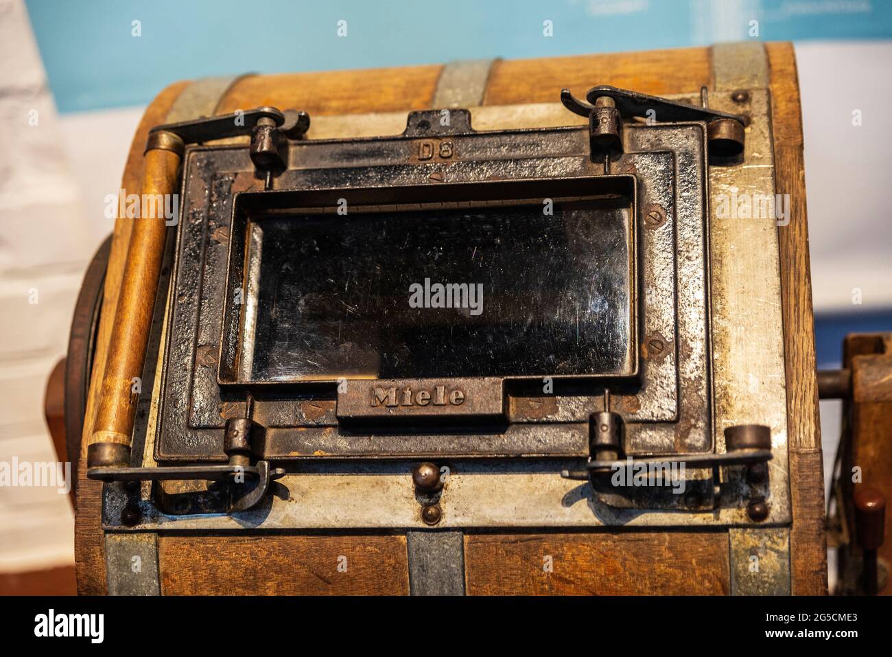 Miele washing machine hires stock photography and images Alamy