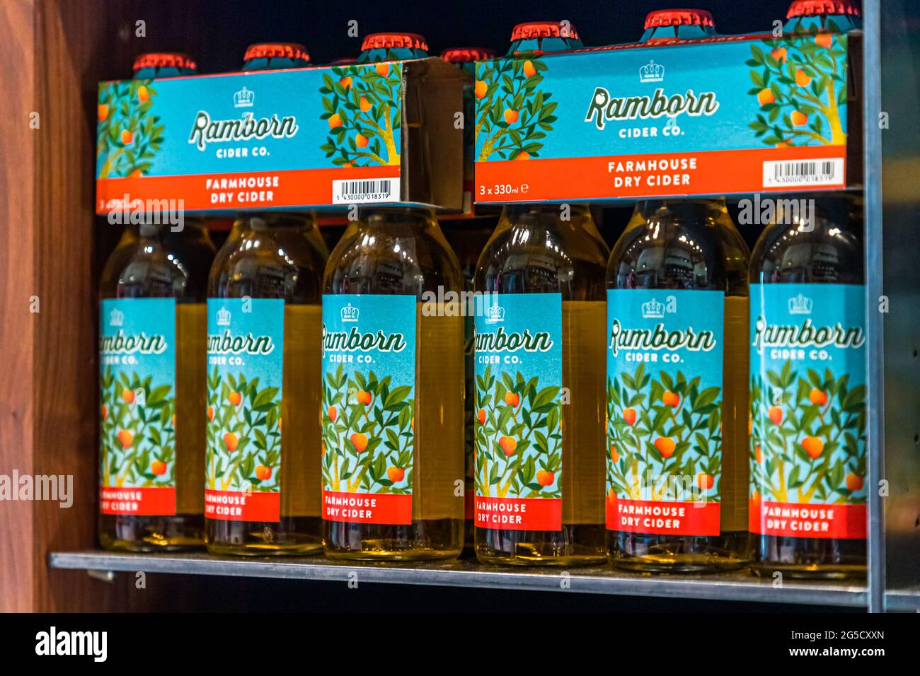 Cider from Ramborn made from old apple varieties such as Rambo, Boskoop, Bohnapfel and Luxemburger Triumph has 5.8 percent alcohol and tastes tangy and fresh with complex apple aromas.. Rosport-Mompach, Luxembourg Stock Photo