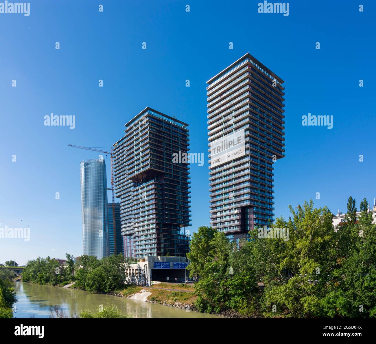 Wien, Vienna: TrIIIple Towers, Orbi Tower, river Donaukanal in 03.  Landstraße, Wien, Austria Stock Photo - Alamy