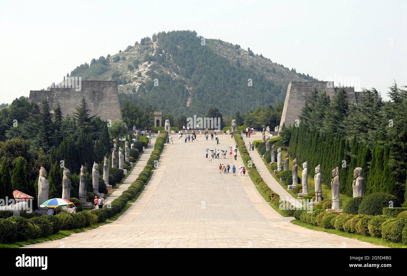 Qianling Mausoleum, Shaanxi Province, China. This site includes the tomb of Wu Zetian, China's only female emperor. View along the Spirit Way.. Stock Photo