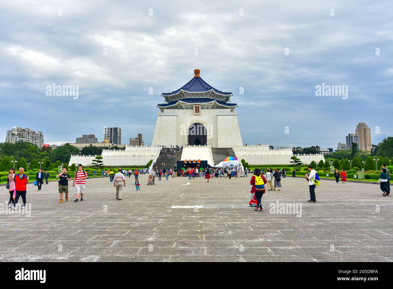 Taipei, Taiwan – May 4, 2019 : Tourists and locals visiting Kai-shek Memorial Hall. A famous landmark and must see attraction in Taipei Stock Photo