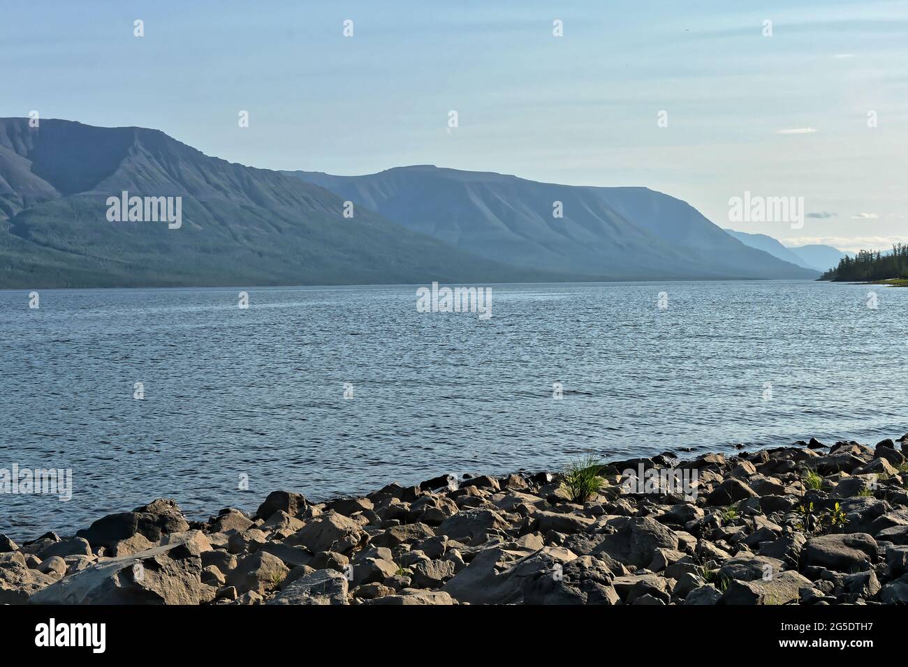 Lake on the Putorana plateau. Water landscape of the Taimyr Peninsula in the north of the Krasnoyarsk Territory. Siberia, Russia. Stock Photo