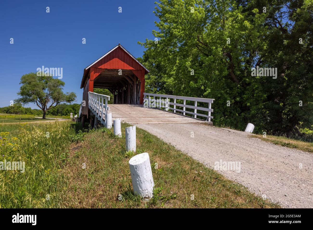 Bridges In Rural Areas Rural transportation wooden woods hi-res stock photography and images ...