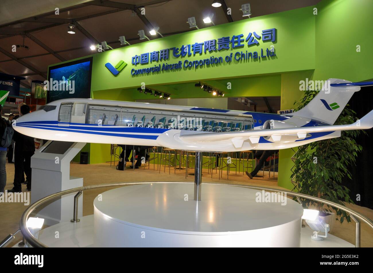 Commercial Aircraft Corporation of China Ltd, Comac stand at the Farnborough International Airshow trade show. Jet plane display model. Business Stock Photo