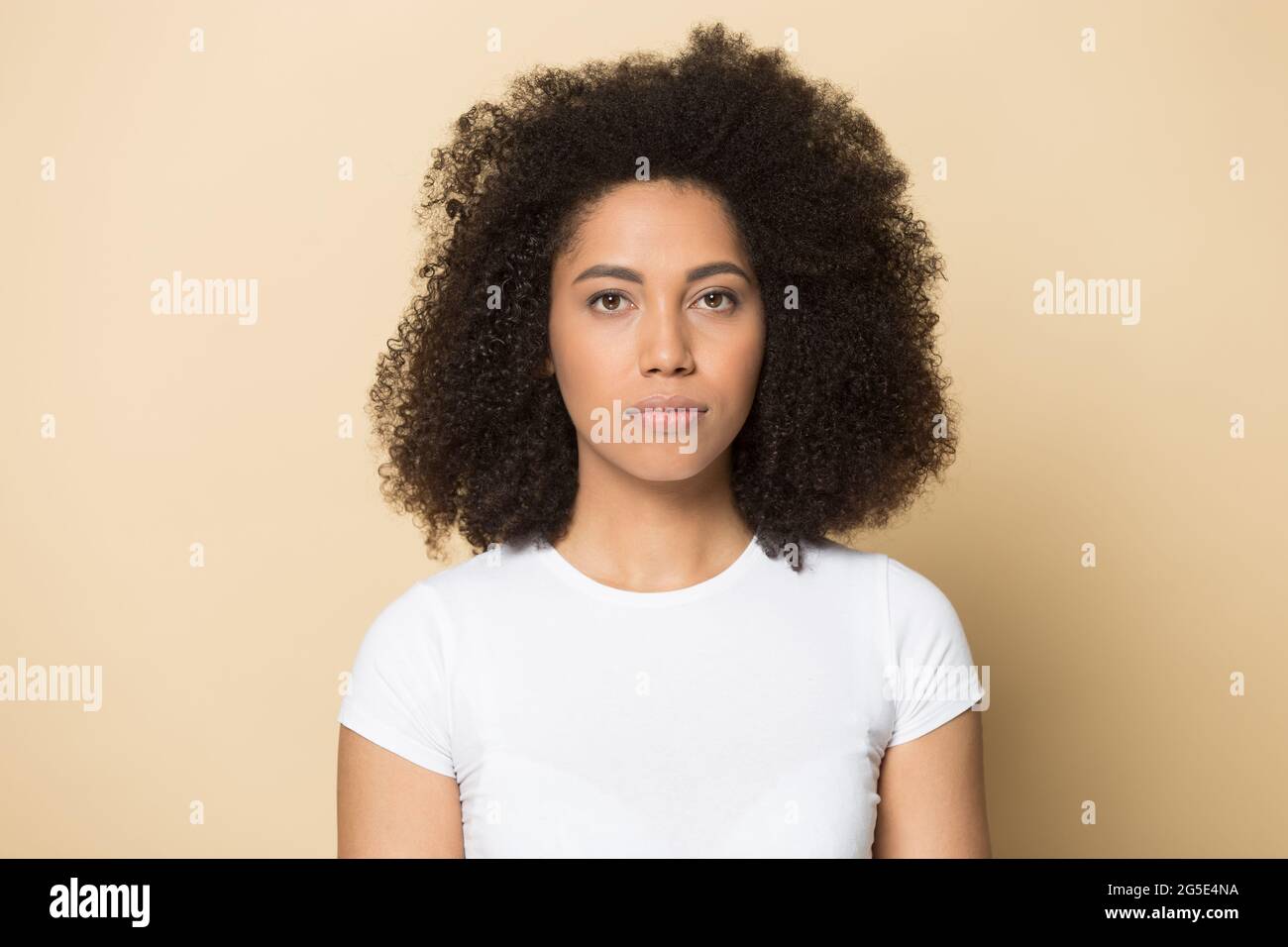 Serious black american model hi-res stock photography and images - Alamy