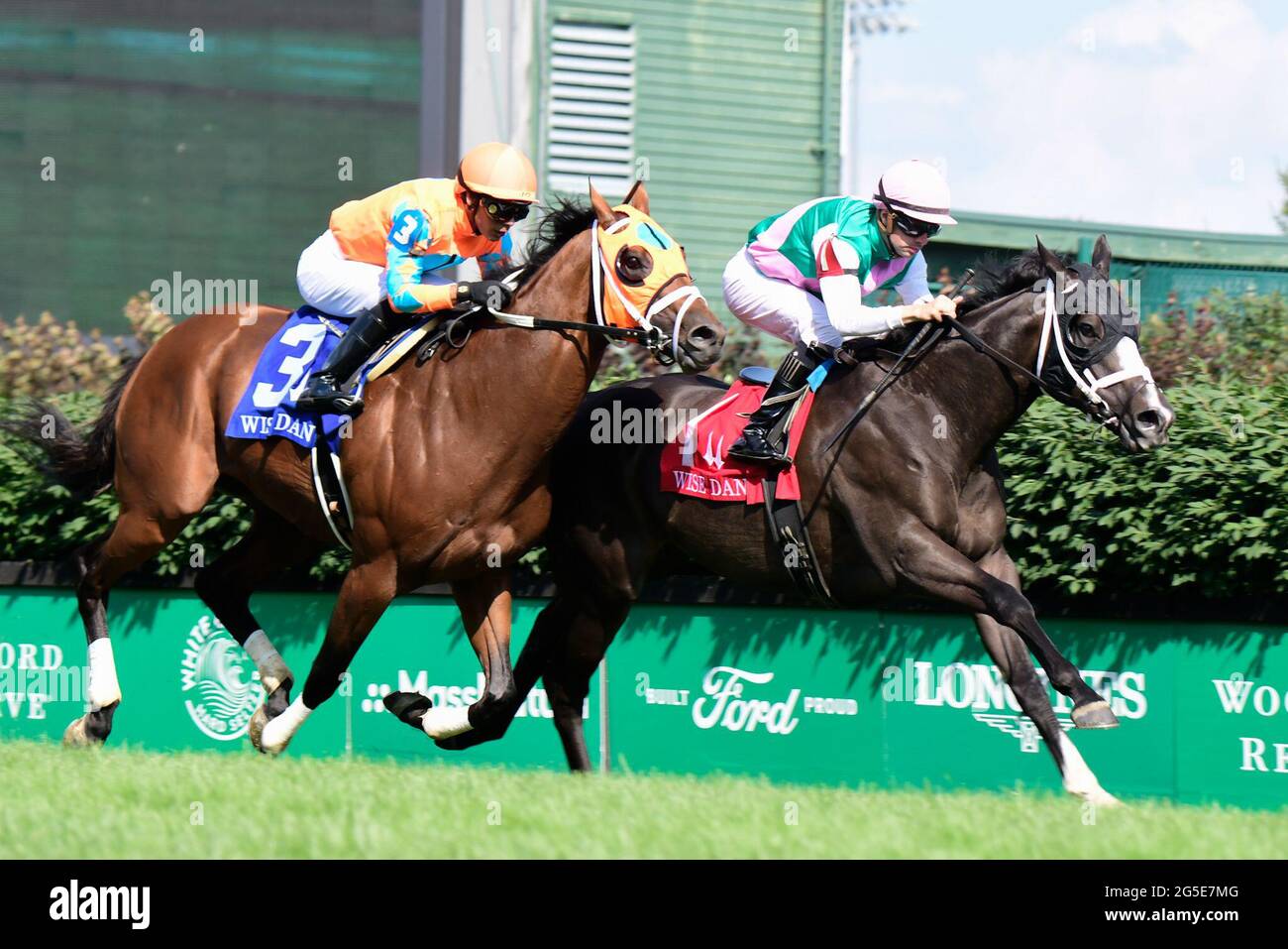 Louisville, Kentucky, USA. 26th June, 2021. June 26, 2021: Set Piece (GB) #1, ridden by jockey Florent Geroux, wins the Wise Dan Stakes (Grade 2) on the turf at Churchill Downs on June 26, 2021 in Louisville, Kentucky. Jessica MorganEclipse SportswireCSM/Alamy Live News Stock Photo