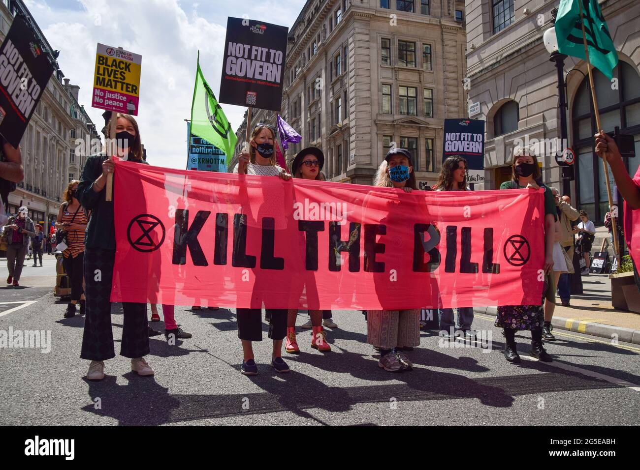 London, United Kingdom. 26th June 2021. Kill The Bill protesters in Regent Street. Several protests took place in the capital, as pro-Palestine, Black Lives Matter, Kill The Bill, Extinction Rebellion, anti-Tory demonstrators, and various other groups marched through Central London.(Credit: Vuk Valcic / Alamy Live News) Stock Photo