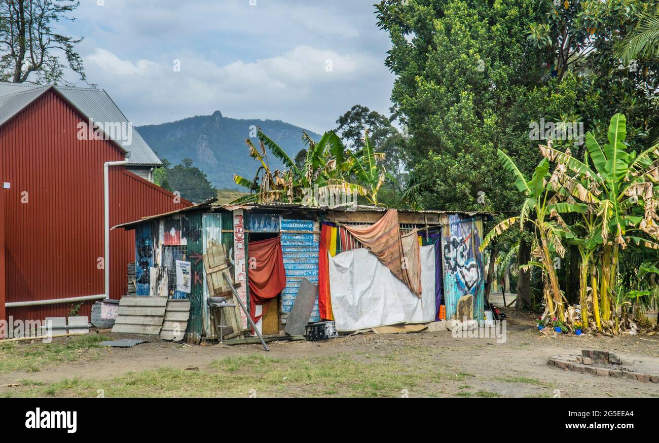 improvised dwelling in Nimbin village, Norther Rivers area, New South Wales, Australia Stock Photo