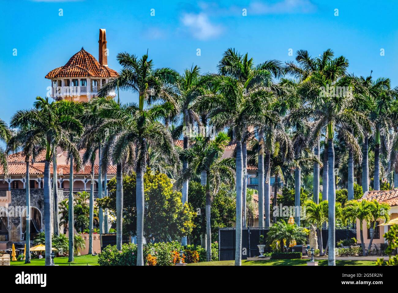 Mar-A-Lago Trump's Former President's House National Historic Landmark ...