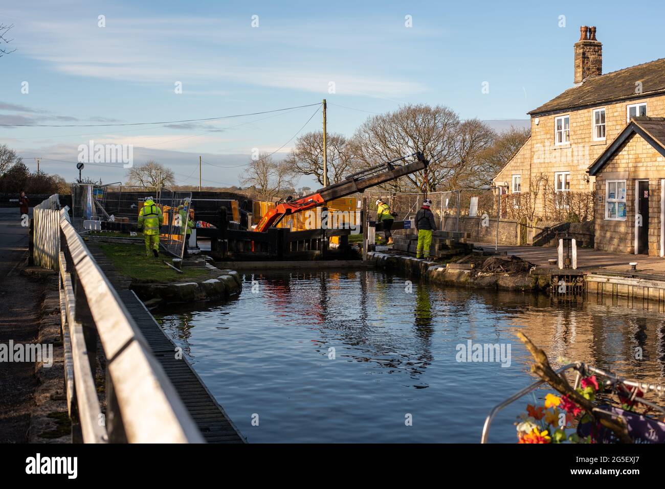 Engineering works by the Canal and River trust replacing lock gates on the Leeds Liverpool canal Stock Photo