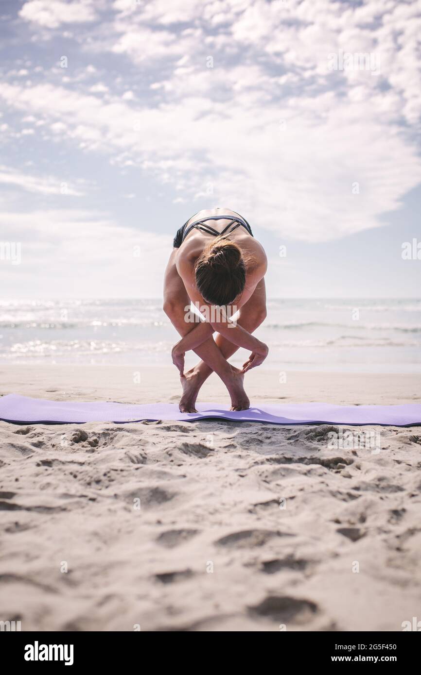 Ankles Crossed High Resolution Stock Photography and Images Alamy