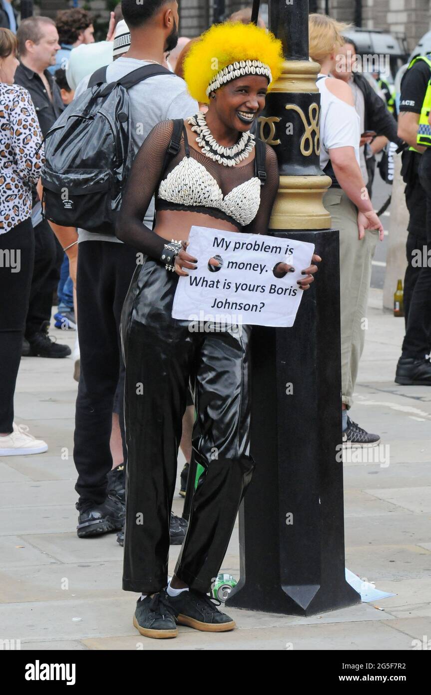 London, UK. 26th June, 2021. Anti lockdown protest on Parliament Square. Credit: JOHNNY ARMSTEAD/Alamy Live News Stock Photo