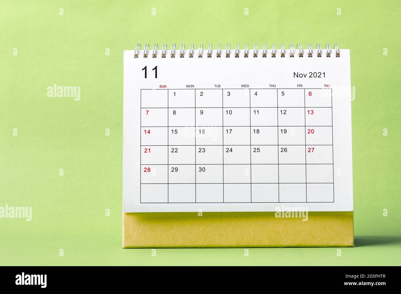 November Calendar 2021 on green background Stock Photo - Alamy