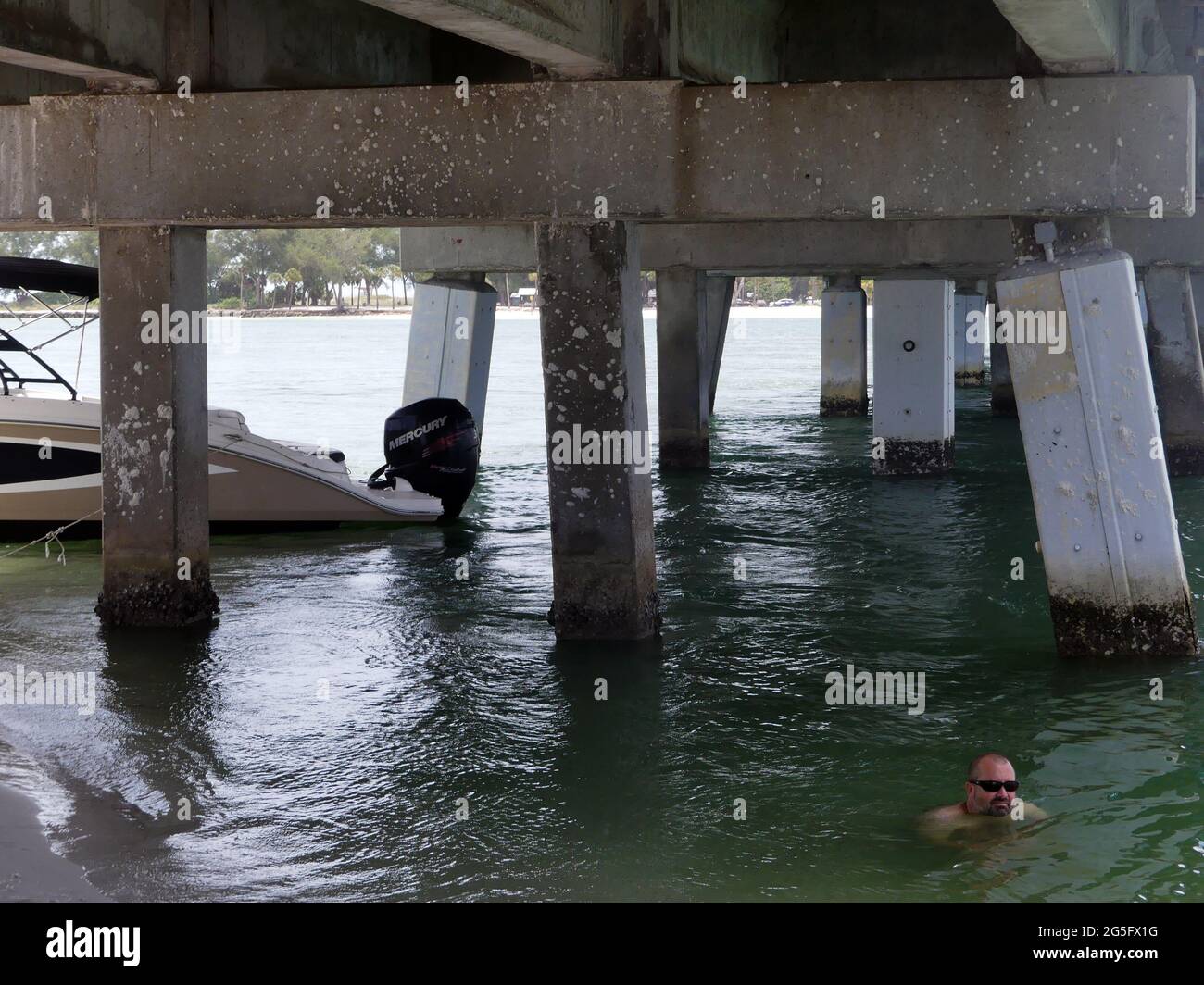June 22, 2021, SARASOTA, FLORIDA, USA Beer Can Island, Longboat Key. (Credit Image © John