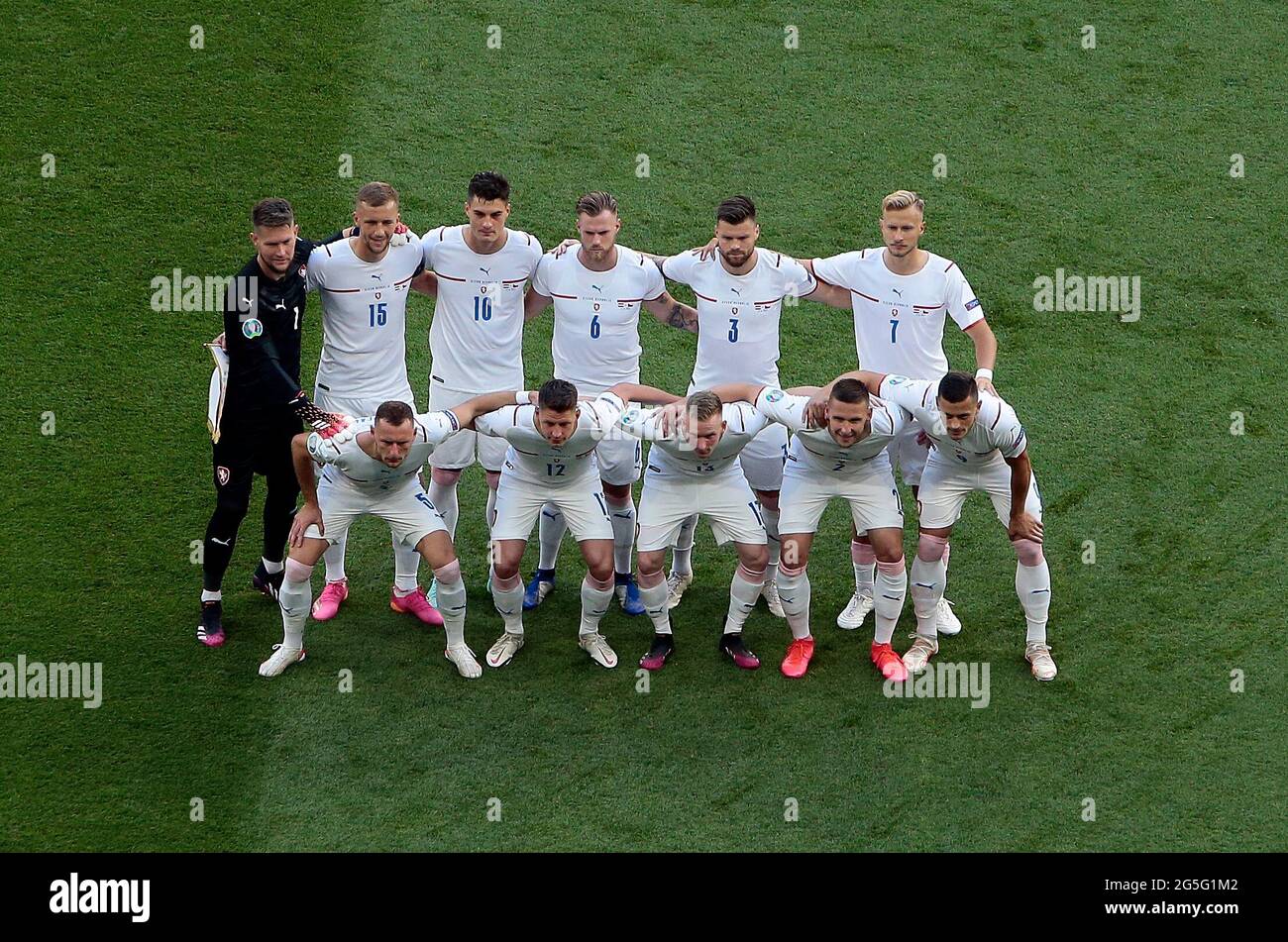 czech-republic-team-group-during-the-uefa-euro-2020-round-of-16-match