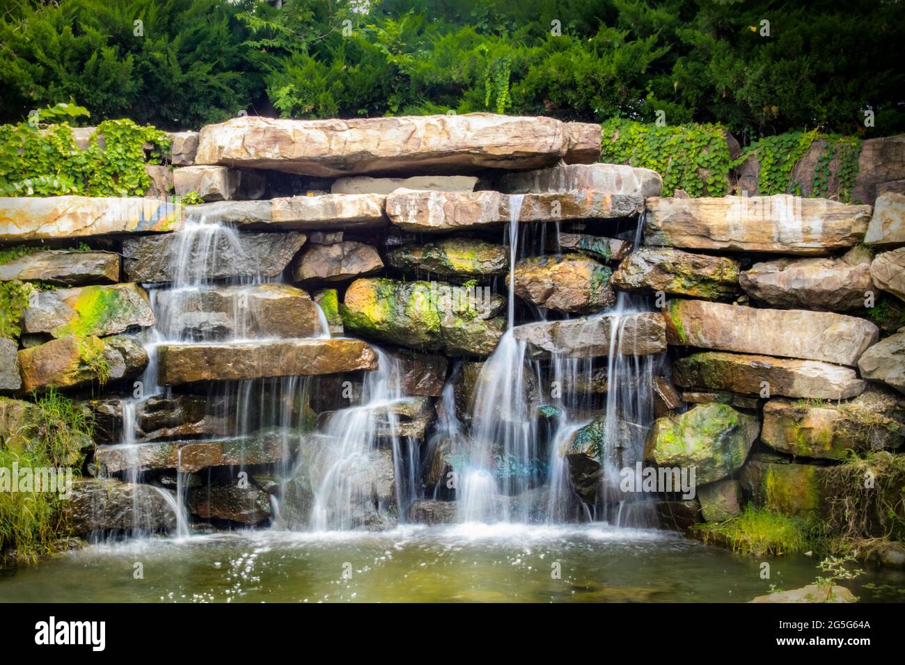 Slow shutter speed silky water hi-res stock photography and images - Alamy