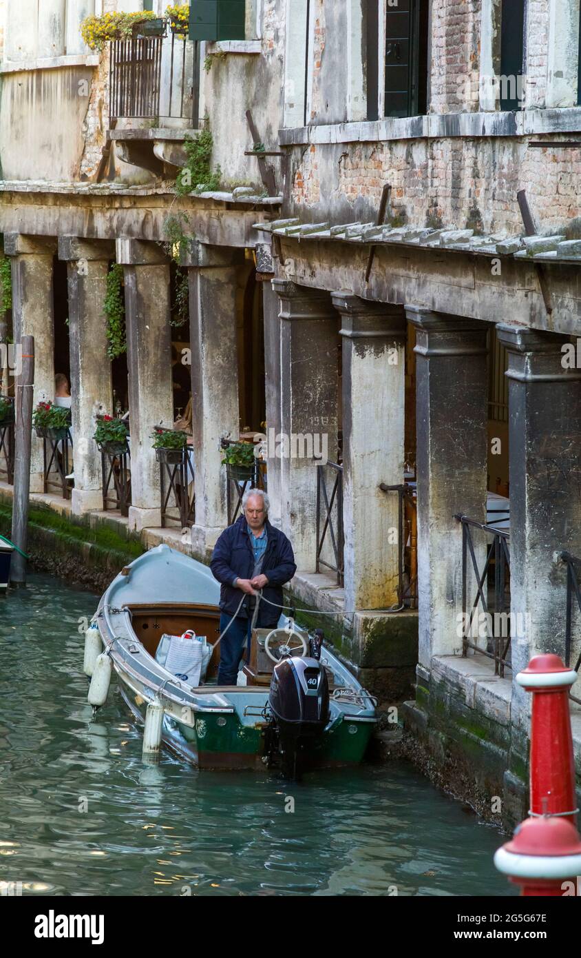 On motorboat hi-res stock photography and images - Alamy