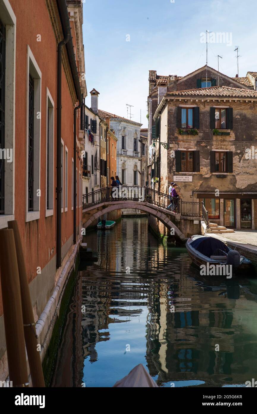 Bridge over canal in venice hi-res stock photography and images - Alamy