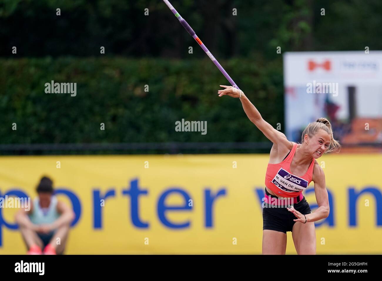 Athletics javelin throw hi-res stock photography and images - Page 20 -  Alamy