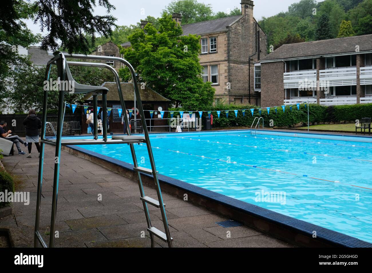 Lido at the New Bath Hotel, Matlock Bath, Derbyshire. It is naturally fed with spring water. Opened in 1934 and reopened 2019 after renovation. Stock Photo