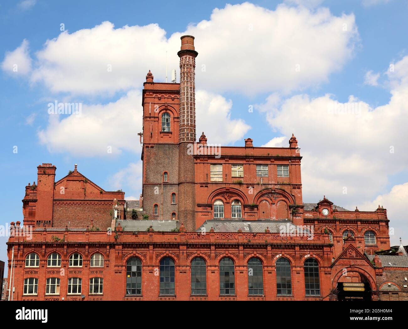 Higsons Brewery Building in Liverpool Stock Photo Alamy