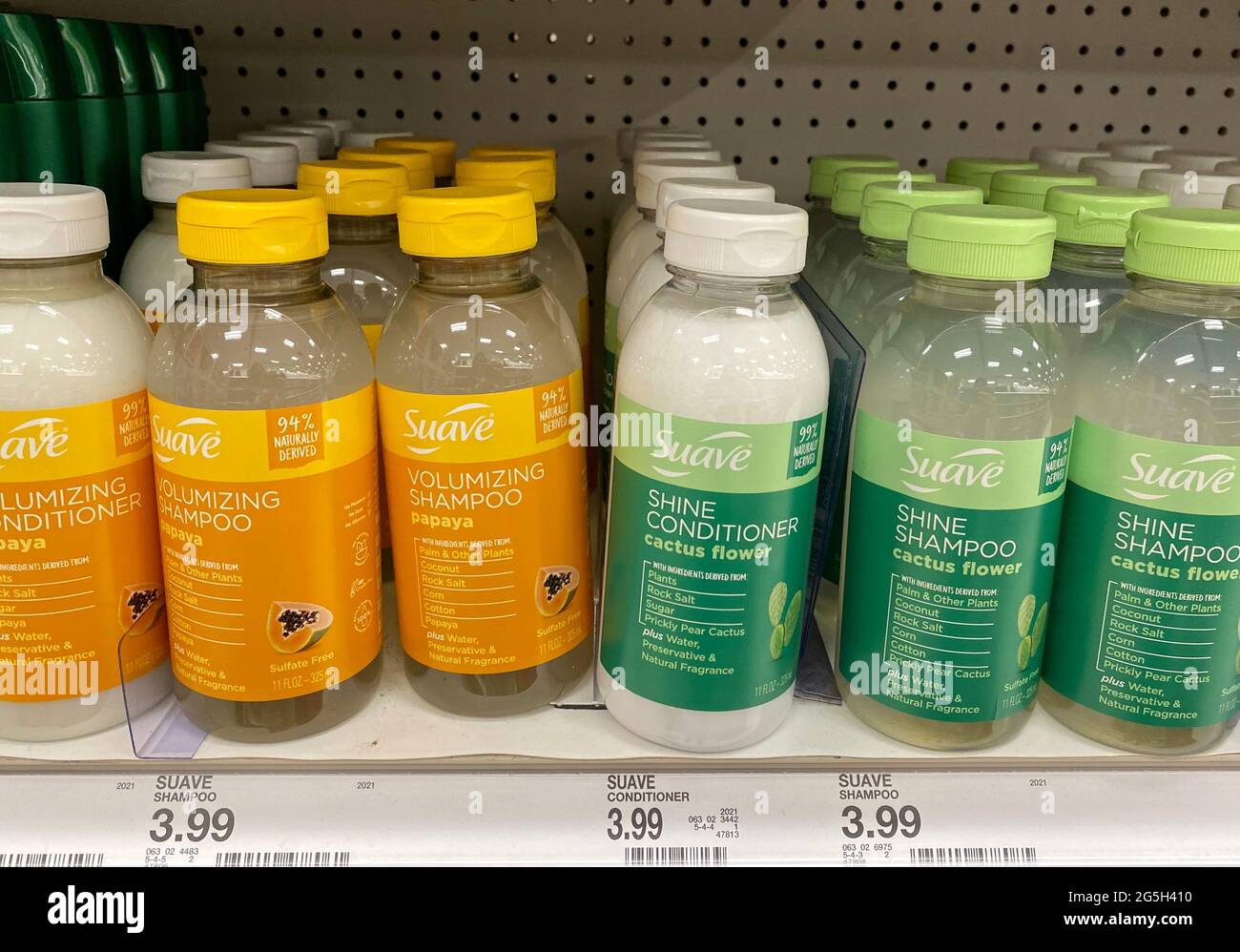 Suave Naturally-Derived Shampoo and Conditioner on shelf at a Target store in suburban Chicago. Stock Photo