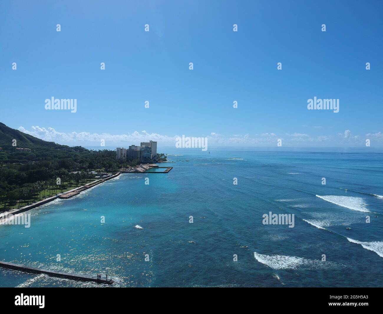 Waikiki beach honolulu from drone hi-res stock photography and images ...