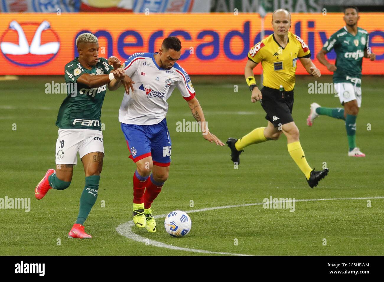 Luiz Otavio of Bahia Celebrates his goal (1-1) during the Brazilian  National league (Campeonato Brasileiro) football match between Palmeiras v  Bahia at Allianz Parque formerly known as Palestra Italia in Sao Paulo