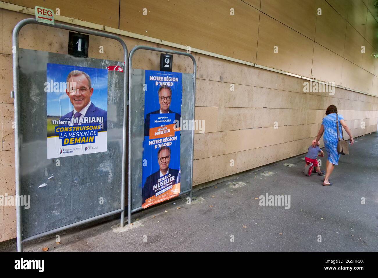 Affiche Electorale High Resolution Stock Photography And Images Alamy