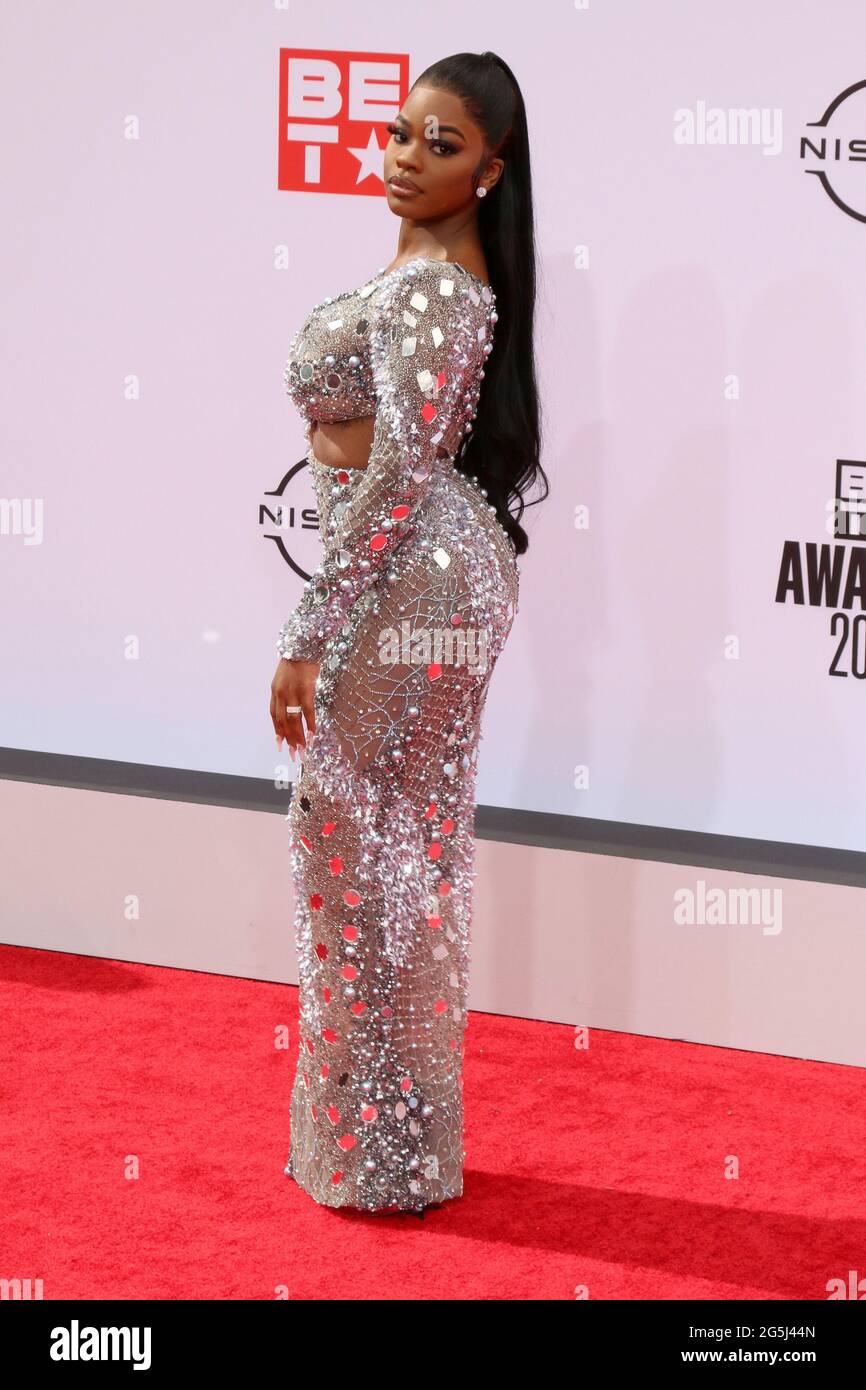LOS ANGELES JUN 27 JT aka Jatavia Shakara Johnson at the BET Awards