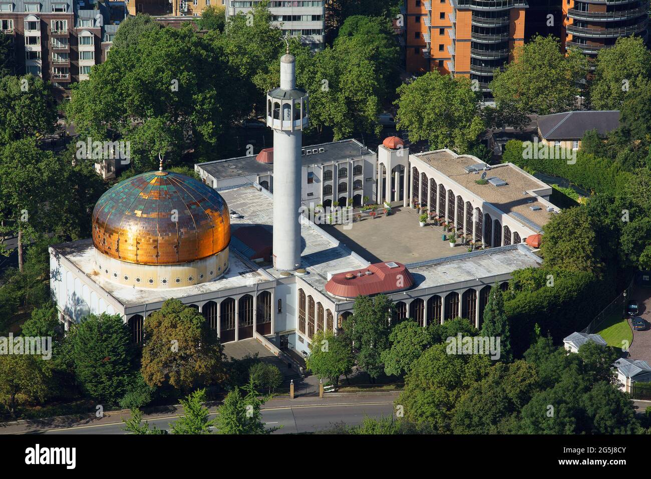 UK, London, Aerial view of London Central Mosque in Regents Park Stock Photo